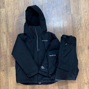 Colombia Snowsuit Sz XS (6-7)